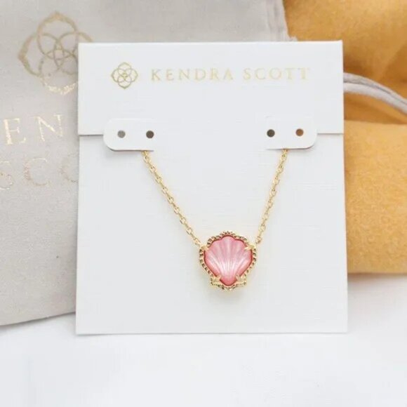 Kendra Scott Jewelry - Kendra Scott Brynne Collection. Gold Blush Ivory Mother-of-Pearl Shell Necklace